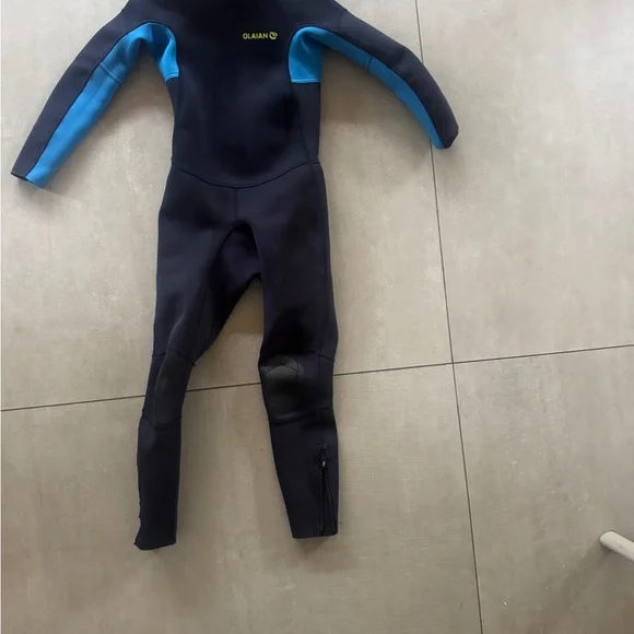 Decathlon Olian Kids' Blue Wetsuit 2mm NWOT 8y - Picture 6 of 12